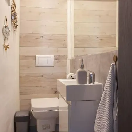 Luxury Mihajlovik Apartment In The City Center Of Skopje דירה