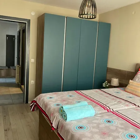 דירה Luxury Mihajlovik Apartment In The City Center Of Skopje *
