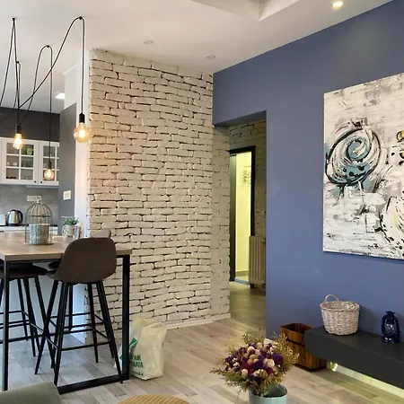 Luxury Mihajlovik Apartment In The City Center Of Skopje דירה סקופיה