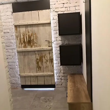 Luxury Mihajlovik Apartment In The City Center Of Skopje דירה סקופיה